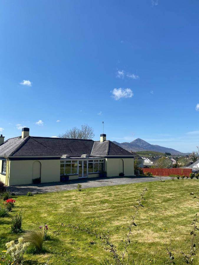 Quay Lodge Westport Buitenkant foto
