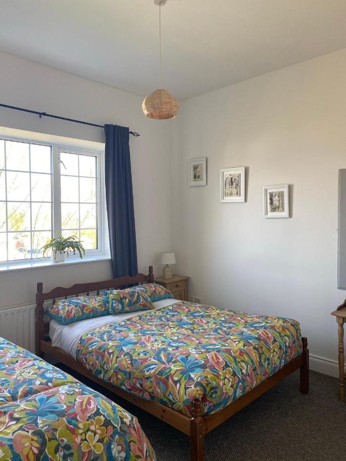 Quay Lodge Westport Buitenkant foto