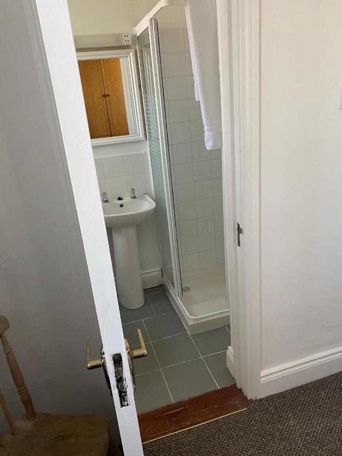 Quay Lodge Westport Buitenkant foto